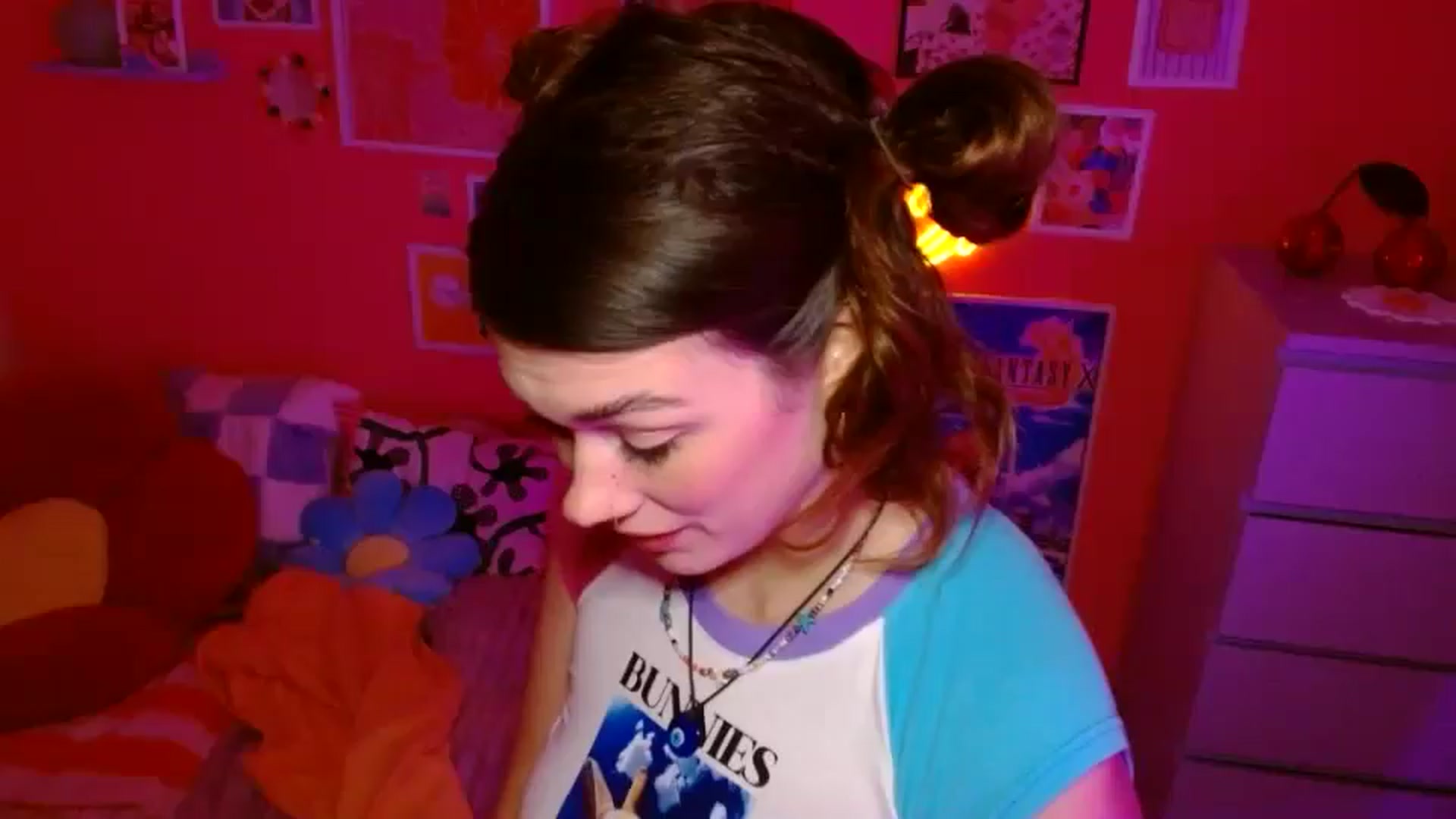 Gallery image thumbnail from Levanabanana's myfreecams stream on, 04/24/2026, 02:01 image 1 of 20