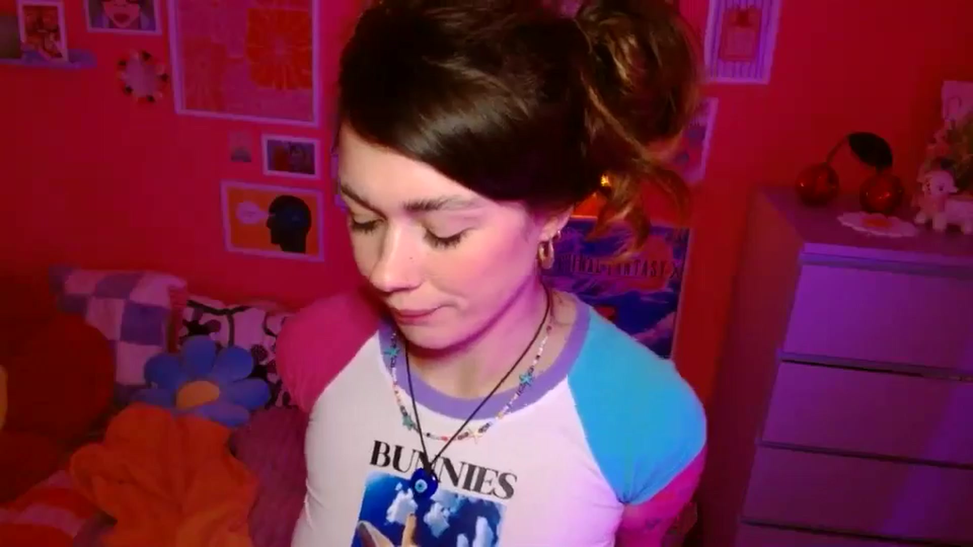 Gallery image thumbnail from Levanabanana's myfreecams stream on, 04/24/2026, 02:01 image 3 of 20