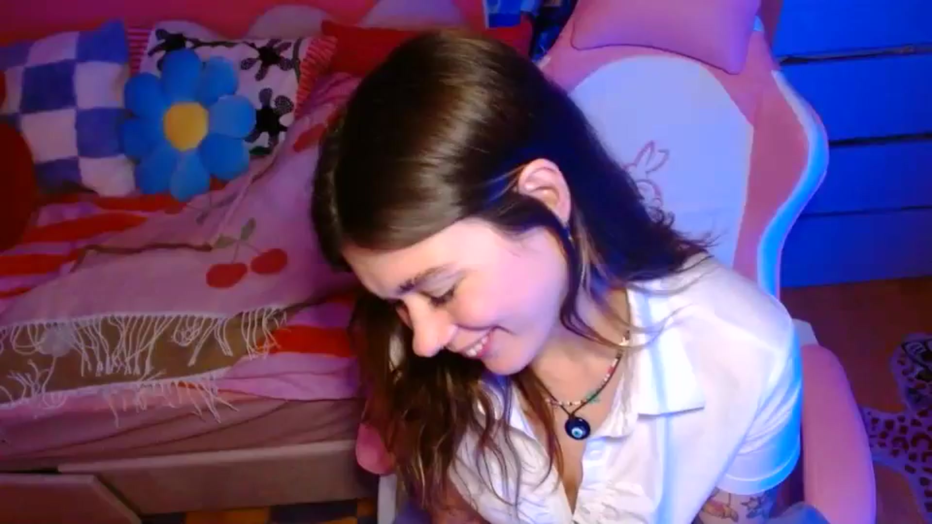 Gallery image thumbnail from Levanabanana's myfreecams stream on, 04/25/2026, 02:05 image 19 of 20