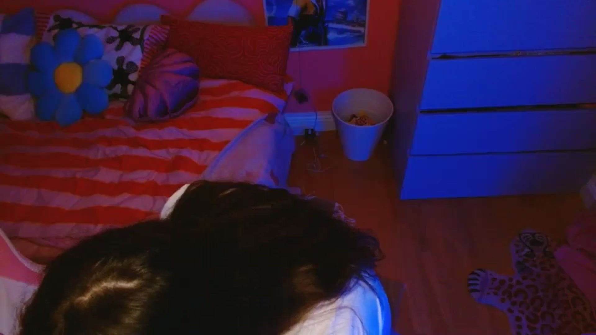 Gallery image thumbnail from Levanabanana's myfreecams stream on, 04/25/2026, 02:05 image 14 of 20