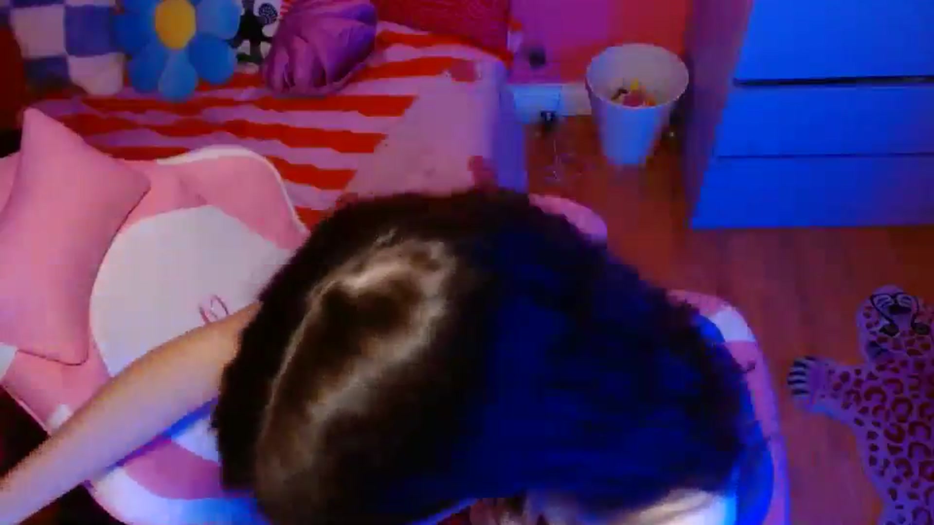Gallery image thumbnail from Levanabanana's myfreecams stream on, 04/25/2026, 02:05 image 12 of 20