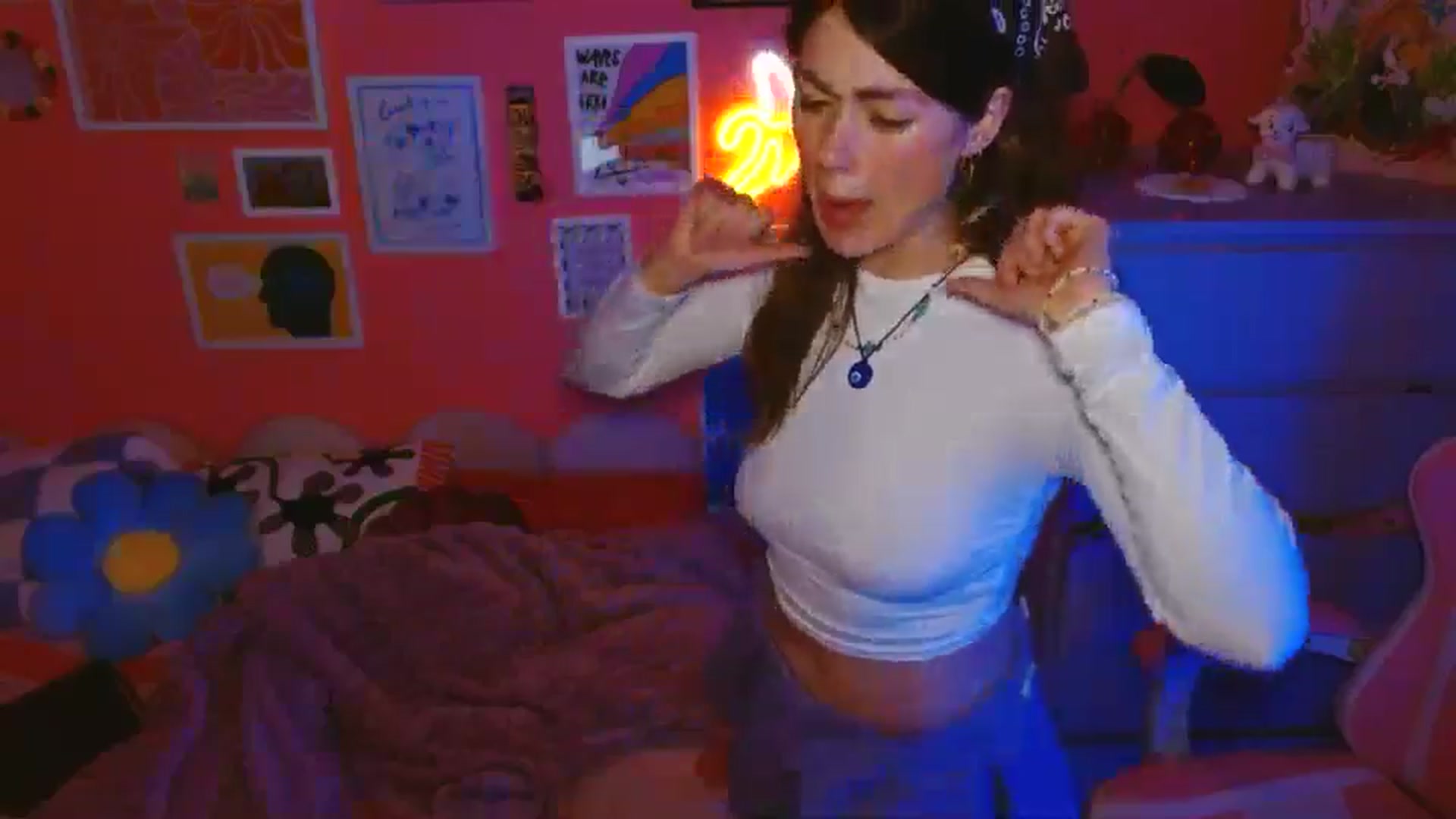 Gallery image thumbnail from Levanabanana's myfreecams stream on, 04/28/2026, 02:49 image 9 of 20