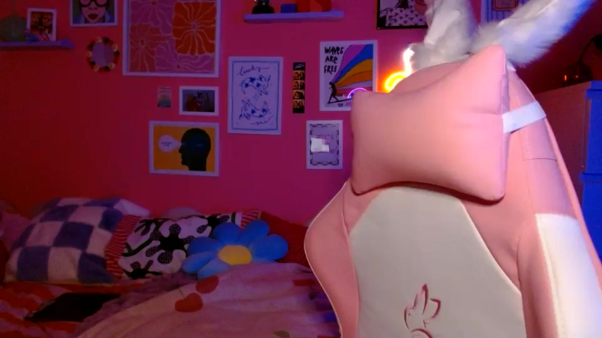 Gallery image thumbnail from Levanabanana's myfreecams stream on, 05/01/2026, 03:05 image 1 of 20