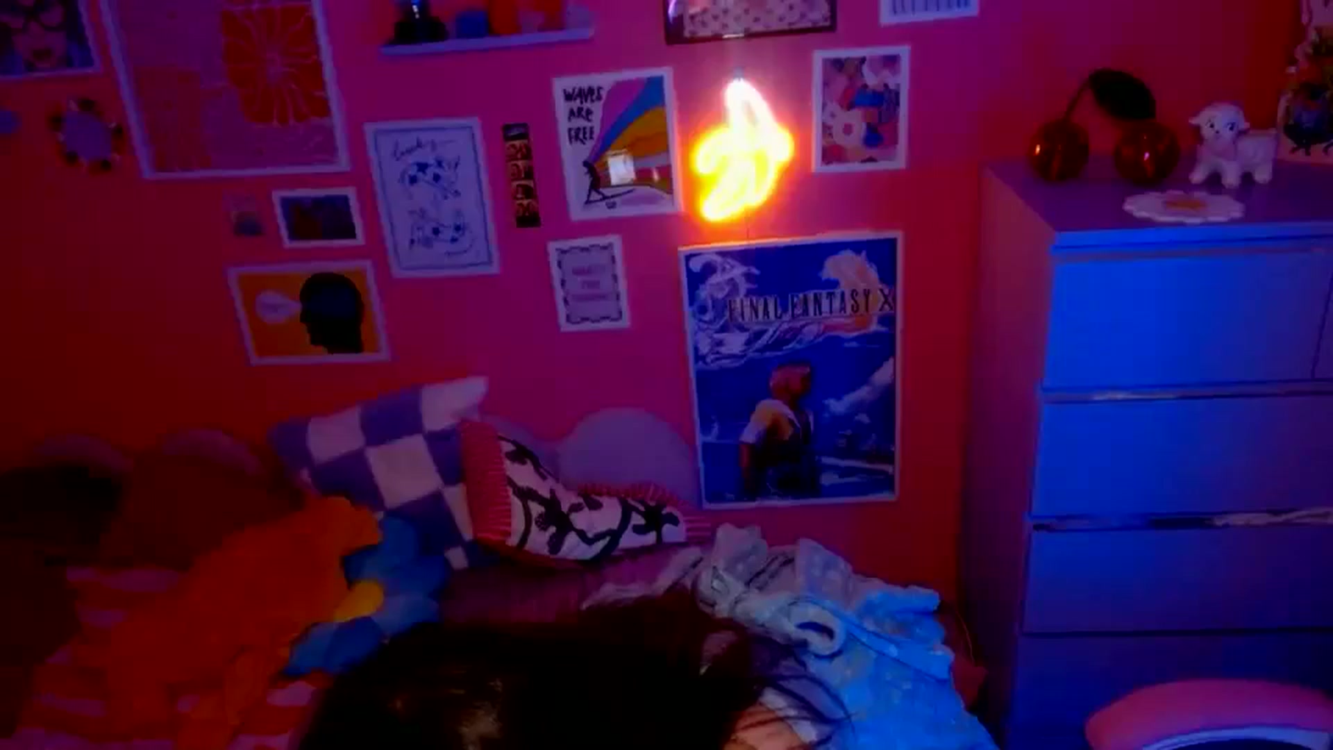Gallery image thumbnail from Levanabanana's myfreecams stream on, 05/01/2026, 23:42 image 7 of 20