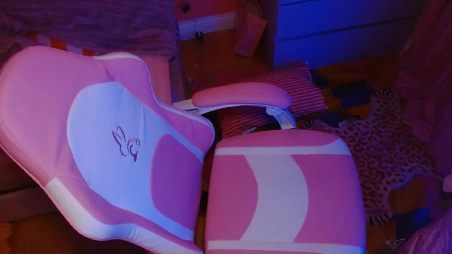 Gallery image thumbnail from Levanabanana's myfreecams stream on, 05/02/2026, 02:56 image 7 of 20
