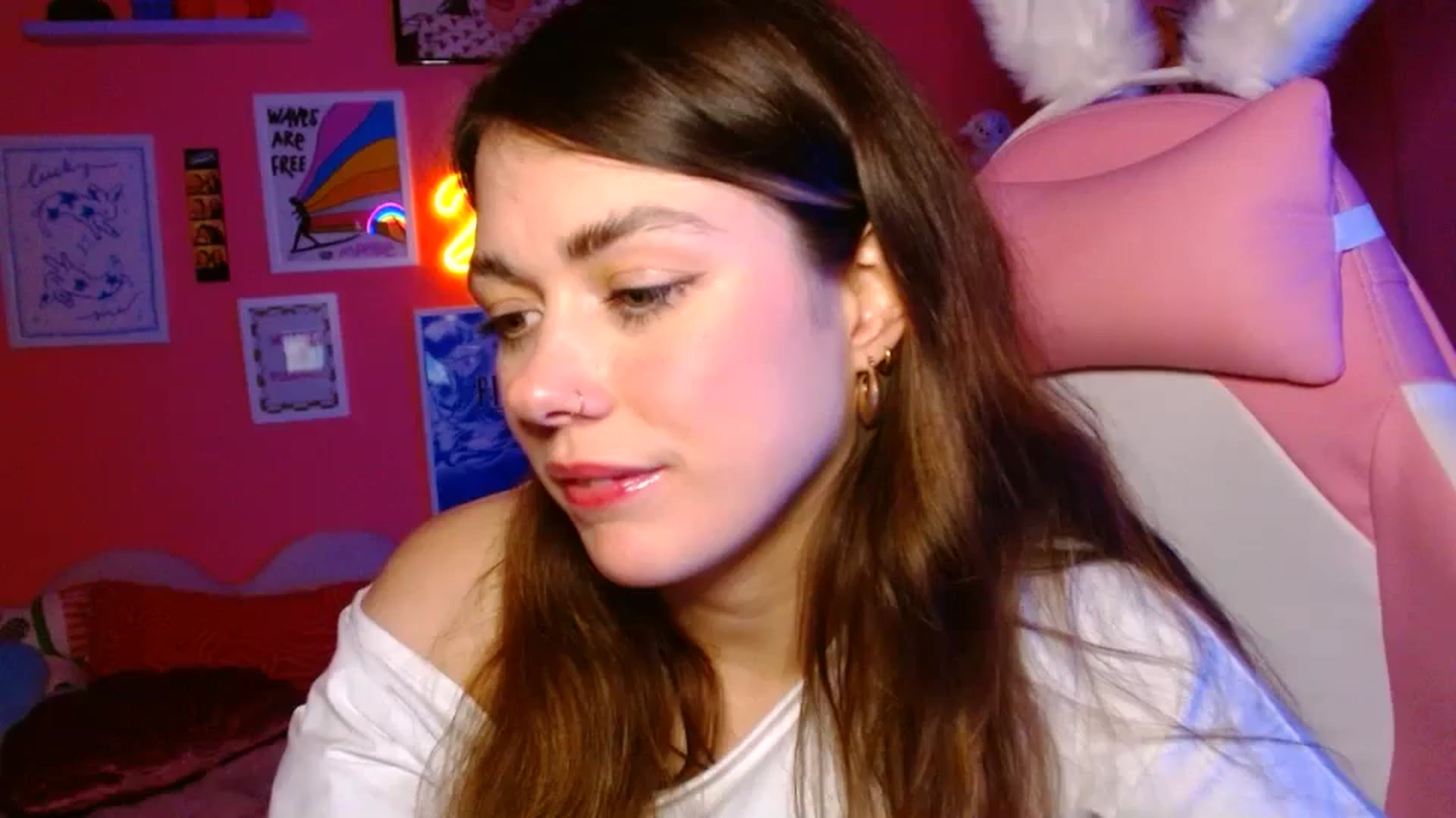 Gallery image thumbnail from Levanabanana's myfreecams stream on, 05/07/2026, 22:42 image 15 of 20