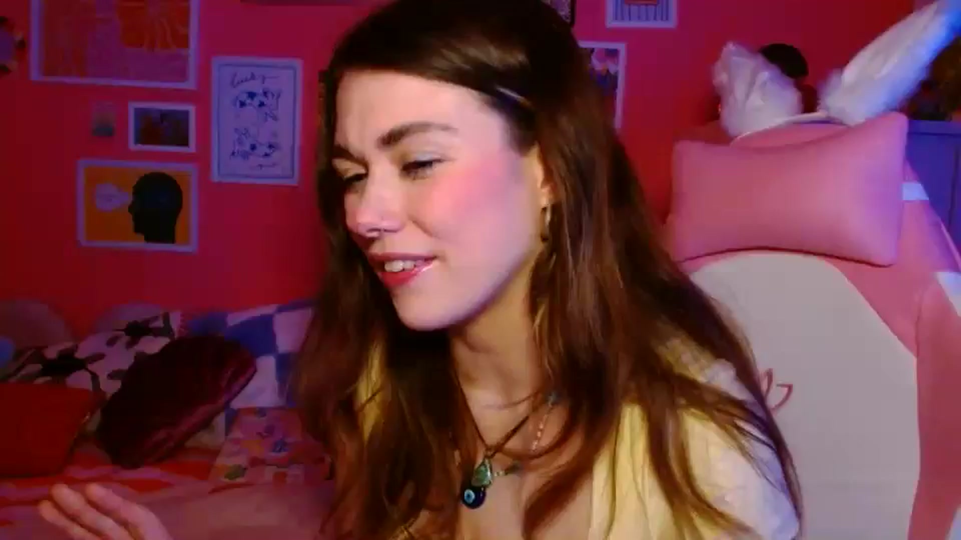 Gallery image thumbnail from Levanabanana's myfreecams stream on, 05/09/2026, 23:02 image 13 of 20