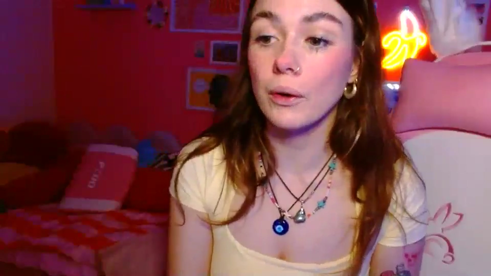 Gallery image thumbnail from Levanabanana's myfreecams stream on, 05/09/2026, 23:02 image 4 of 20