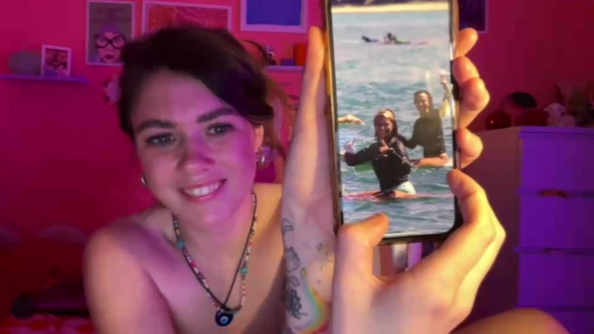 Gallery image thumbnail from Levanabanana's myfreecams stream on, 05/19/2026, 02:13 image 5 of 20