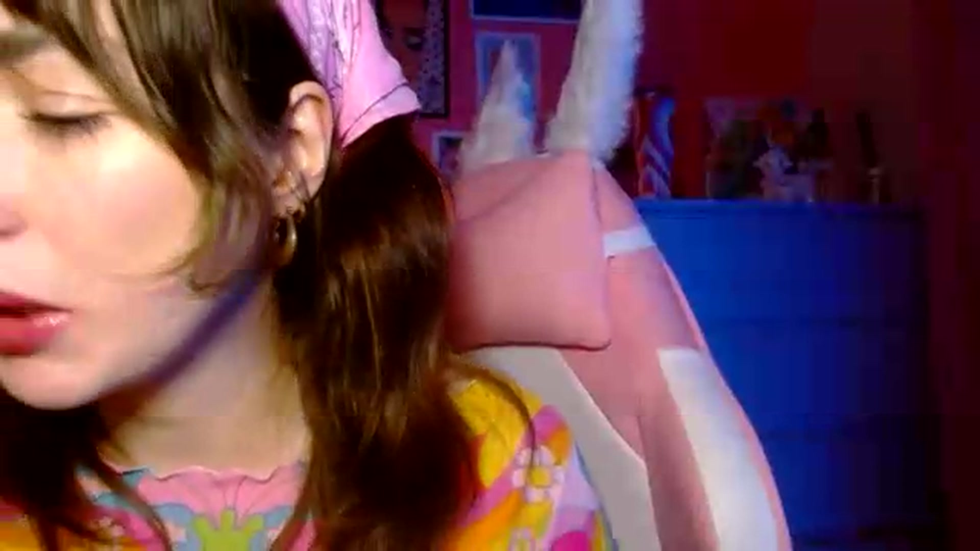 Gallery image thumbnail from Levanabanana's myfreecams stream on, 06/15/2026, 24:24 image 9 of 20