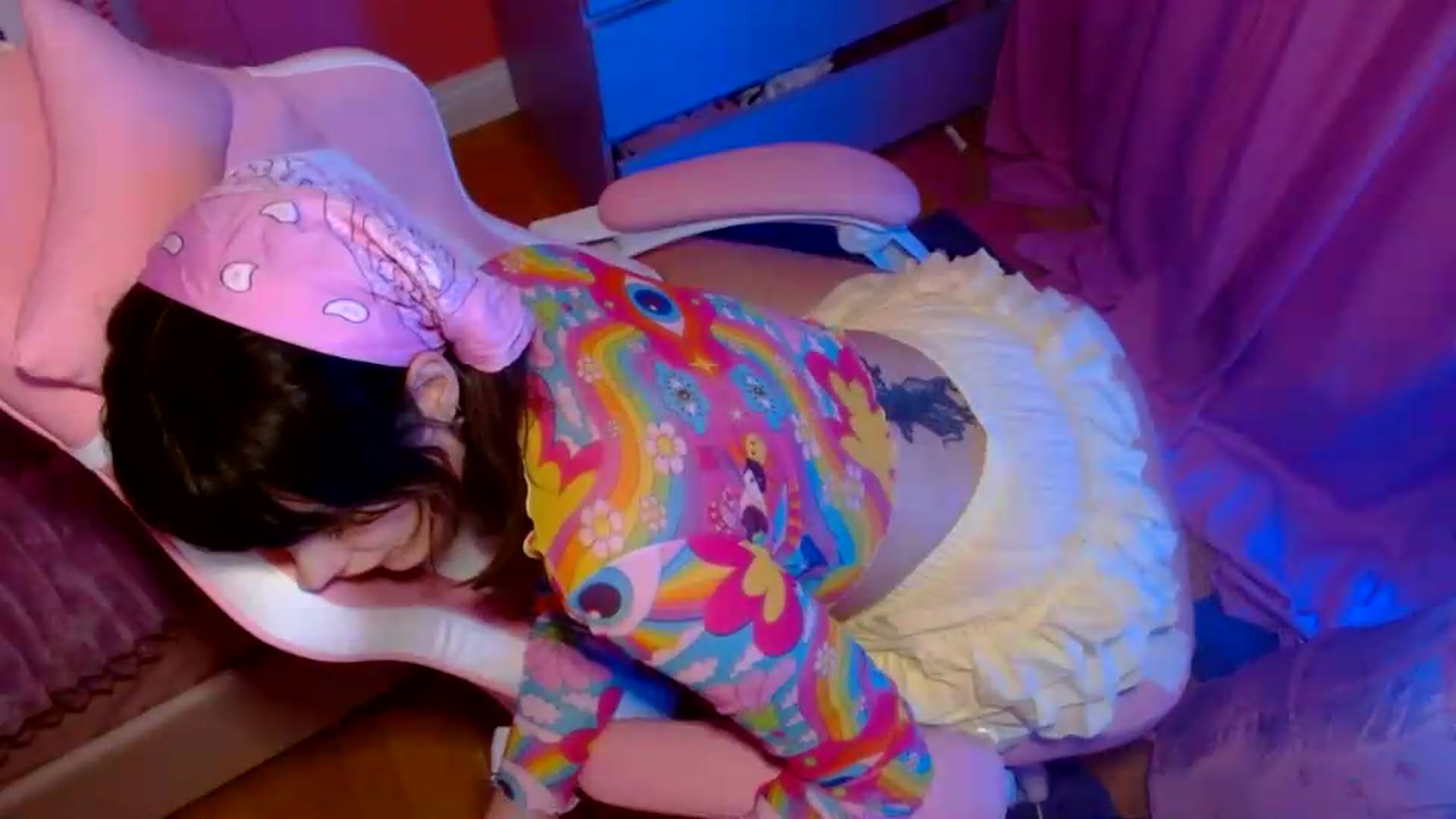 Gallery image thumbnail from Levanabanana's myfreecams stream on, 06/15/2026, 01:01 image 6 of 20