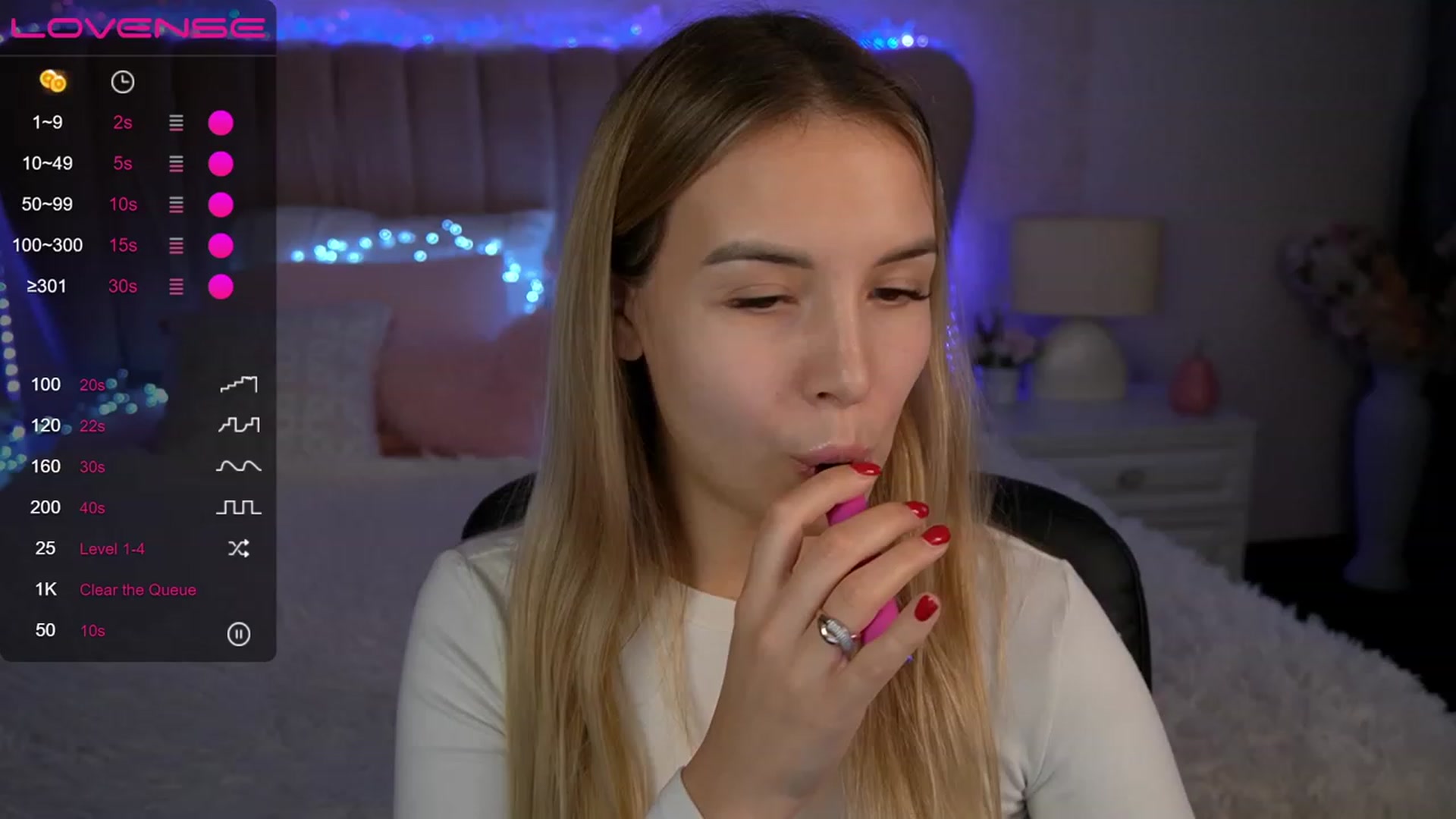 Gallery image thumbnail from LexaIce's myfreecams stream on, 01/01/2023, 13:48 image 14 of 20