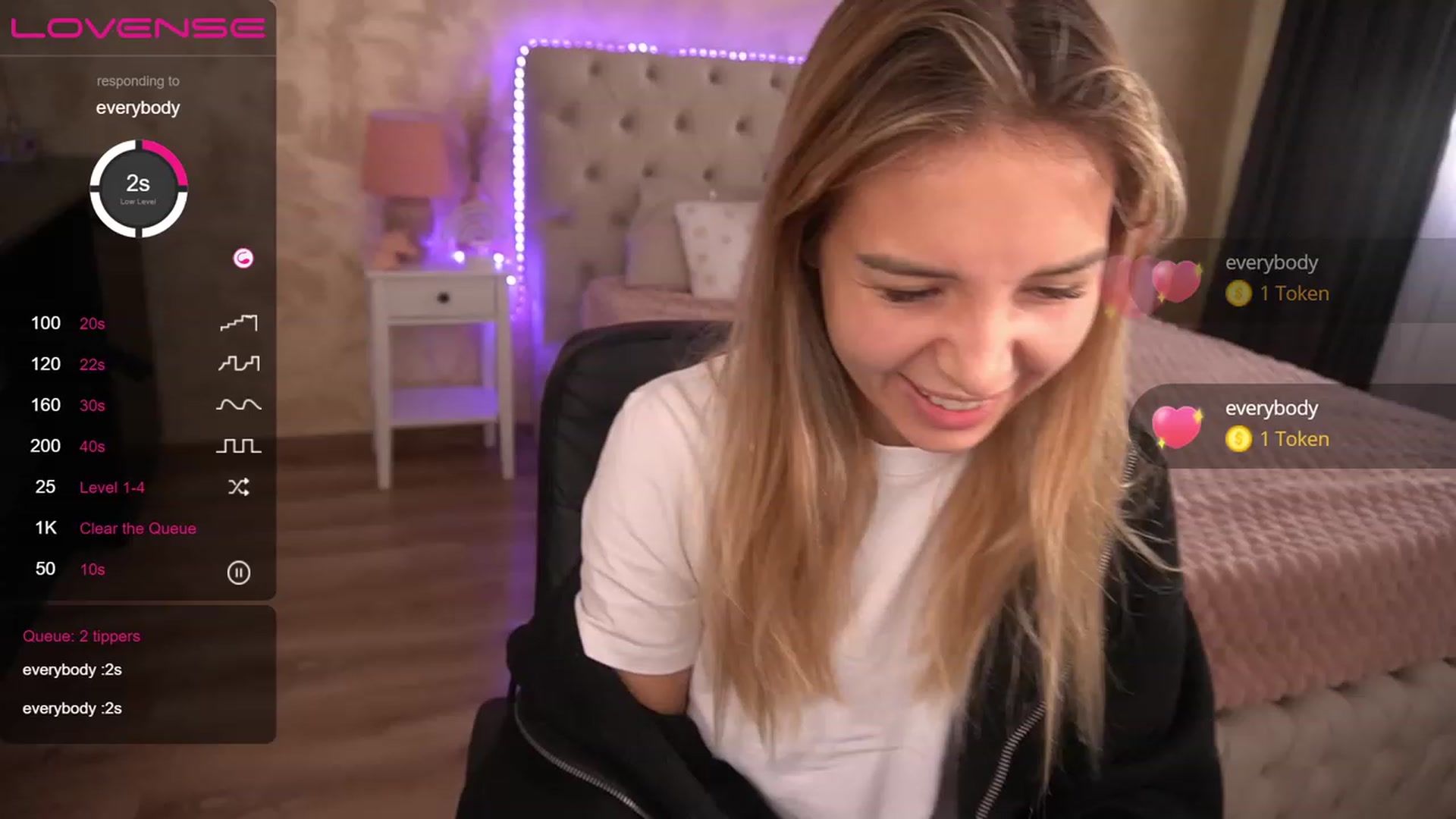 Gallery image thumbnail from LexaIce's myfreecams stream on, 01/06/2023, 09:20 image 14 of 20