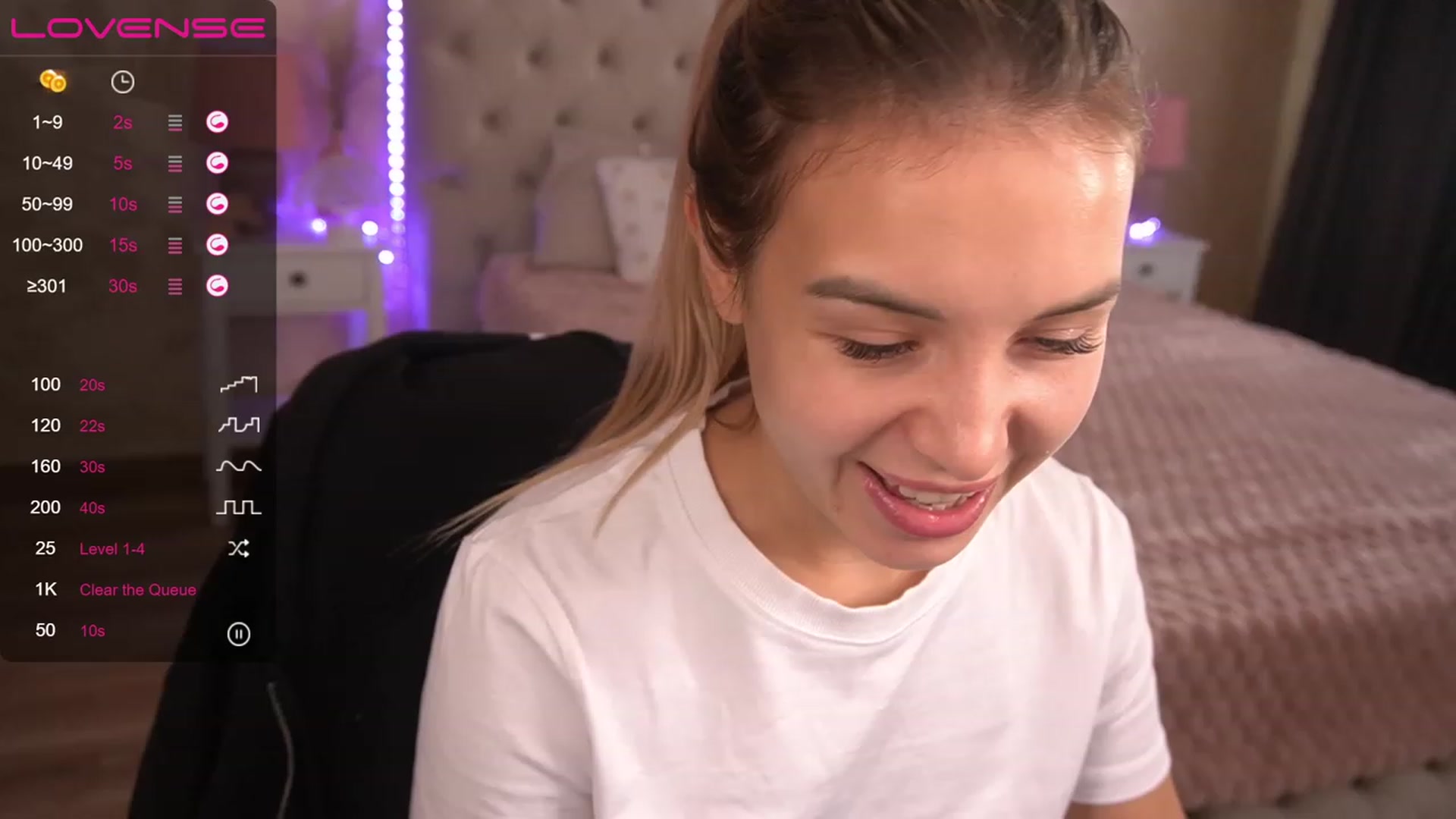 Gallery image thumbnail from LexaIce's myfreecams stream on, 01/06/2023, 11:43 image 8 of 20