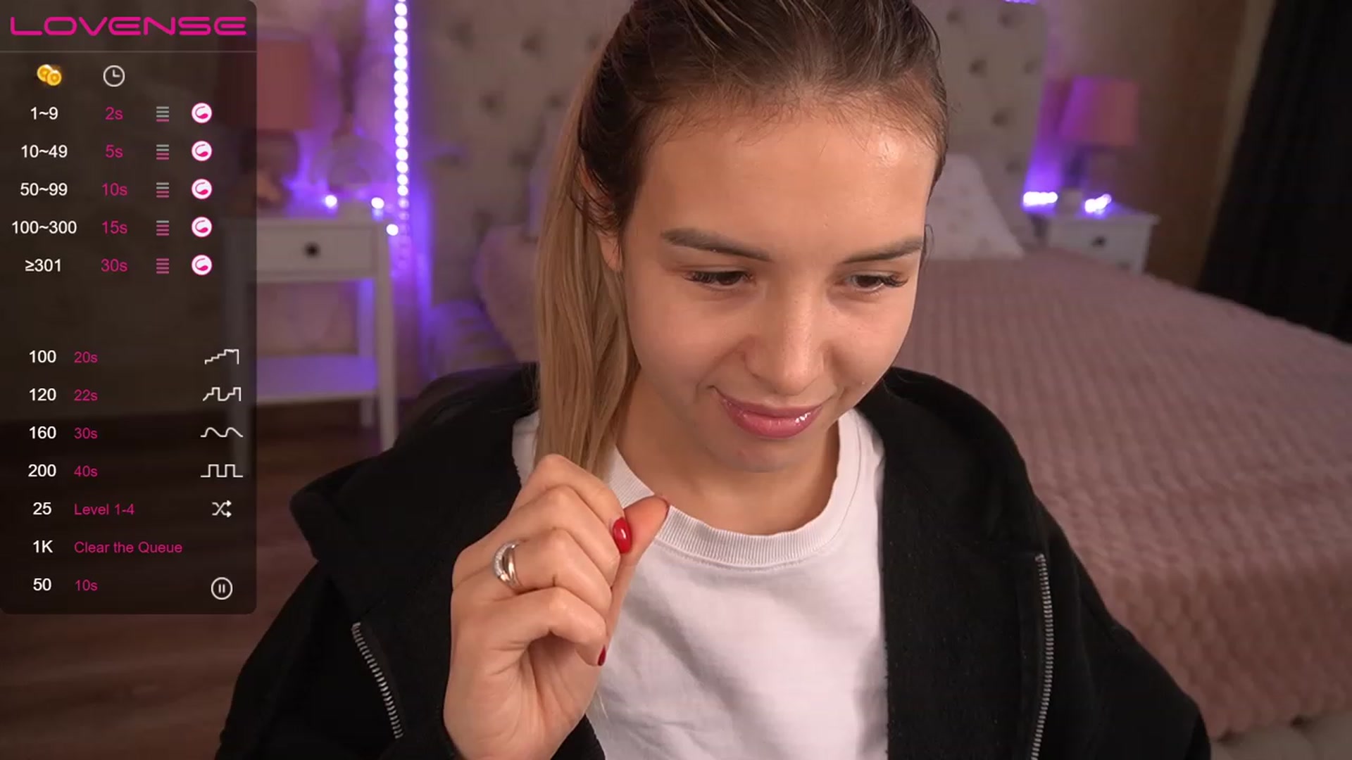 Gallery image thumbnail from LexaIce's myfreecams stream on, 01/06/2023, 13:55 image 13 of 20