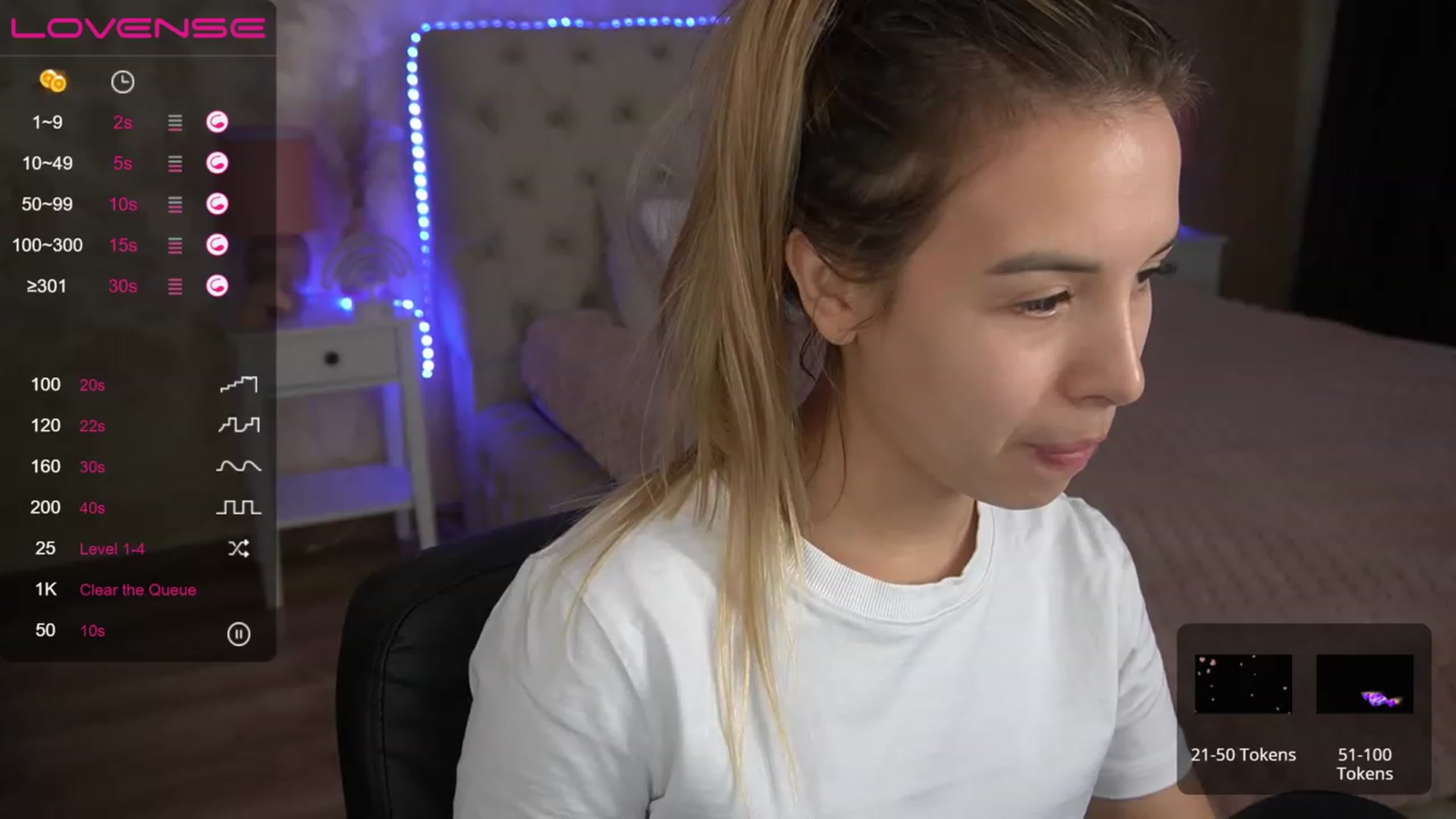 Gallery image thumbnail from LexaIce's myfreecams stream on, 01/10/2023, 09:51 image 5 of 20