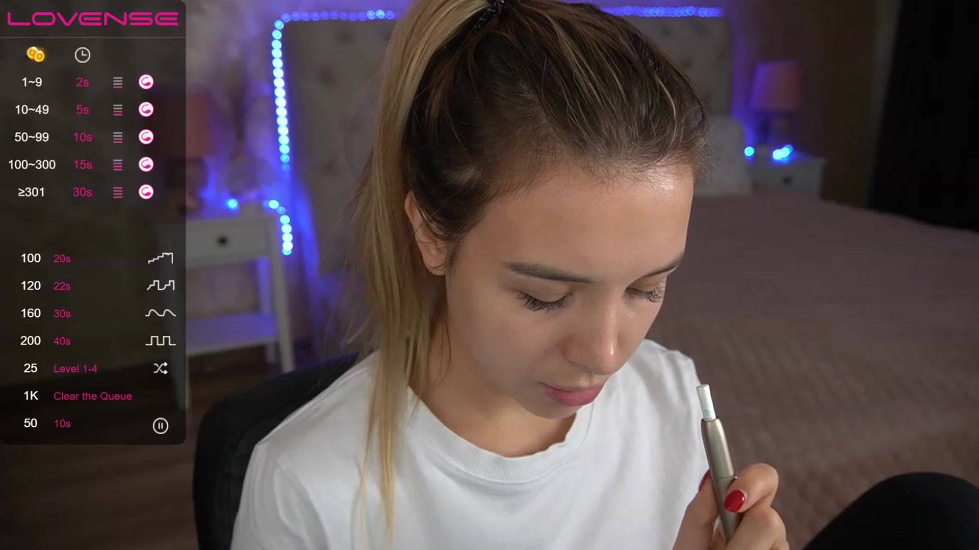 Gallery image thumbnail from LexaIce's myfreecams stream on, 01/10/2023, 09:51 image 7 of 20