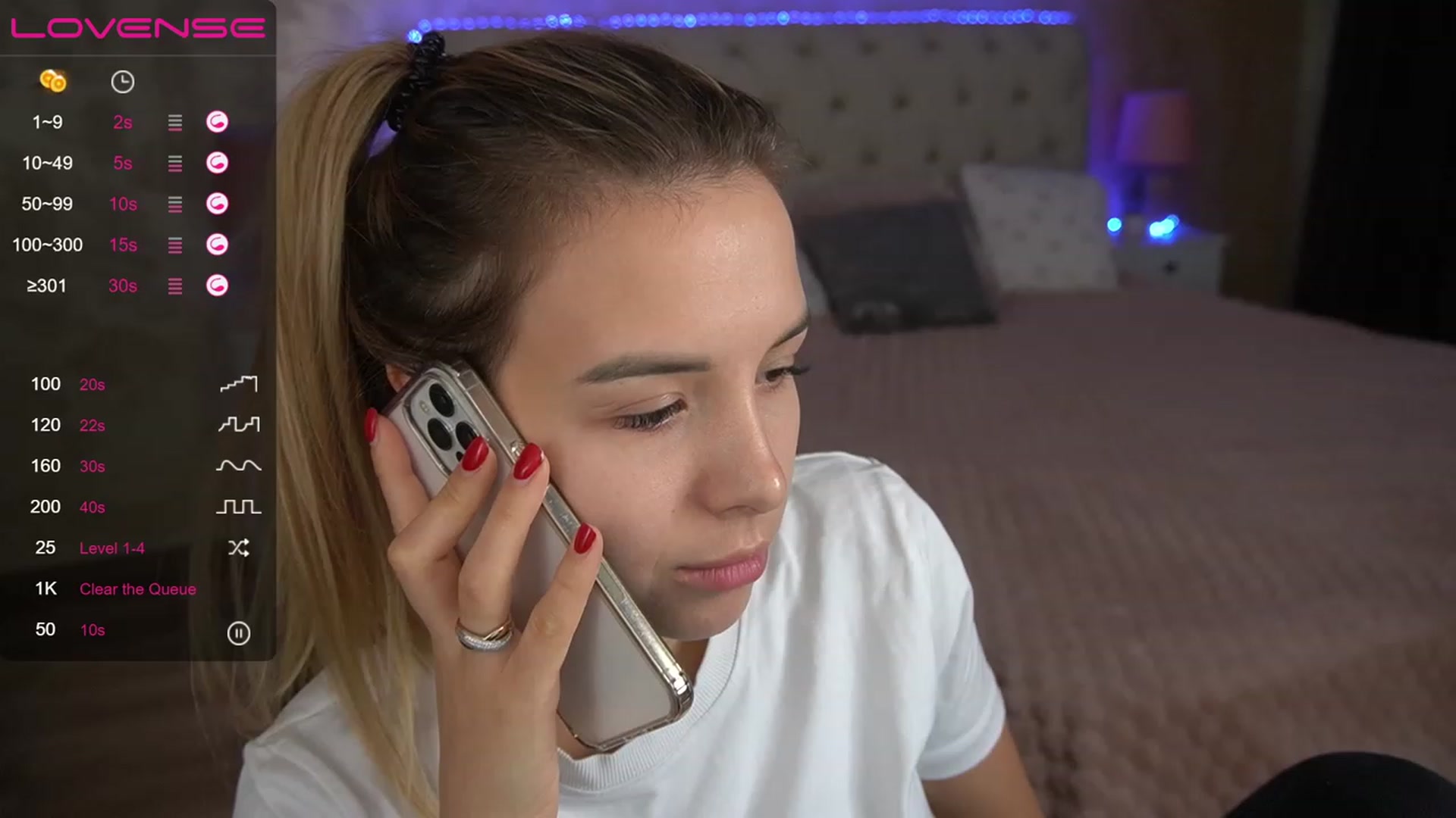 Gallery image thumbnail from LexaIce's myfreecams stream on, 01/10/2023, 09:51 image 8 of 20