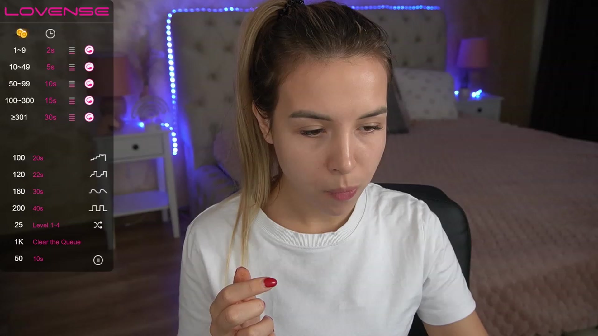 Gallery image thumbnail from LexaIce's myfreecams stream on, 01/10/2023, 09:51 image 3 of 20