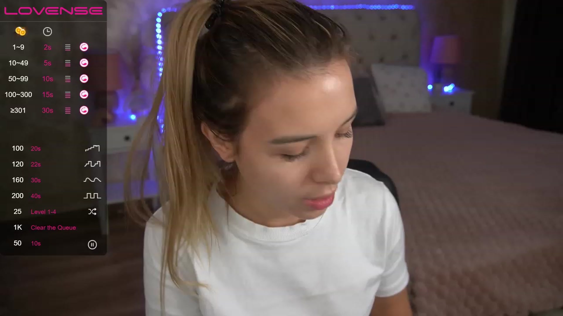 Gallery image thumbnail from LexaIce's myfreecams stream on, 01/10/2023, 09:51 image 2 of 20