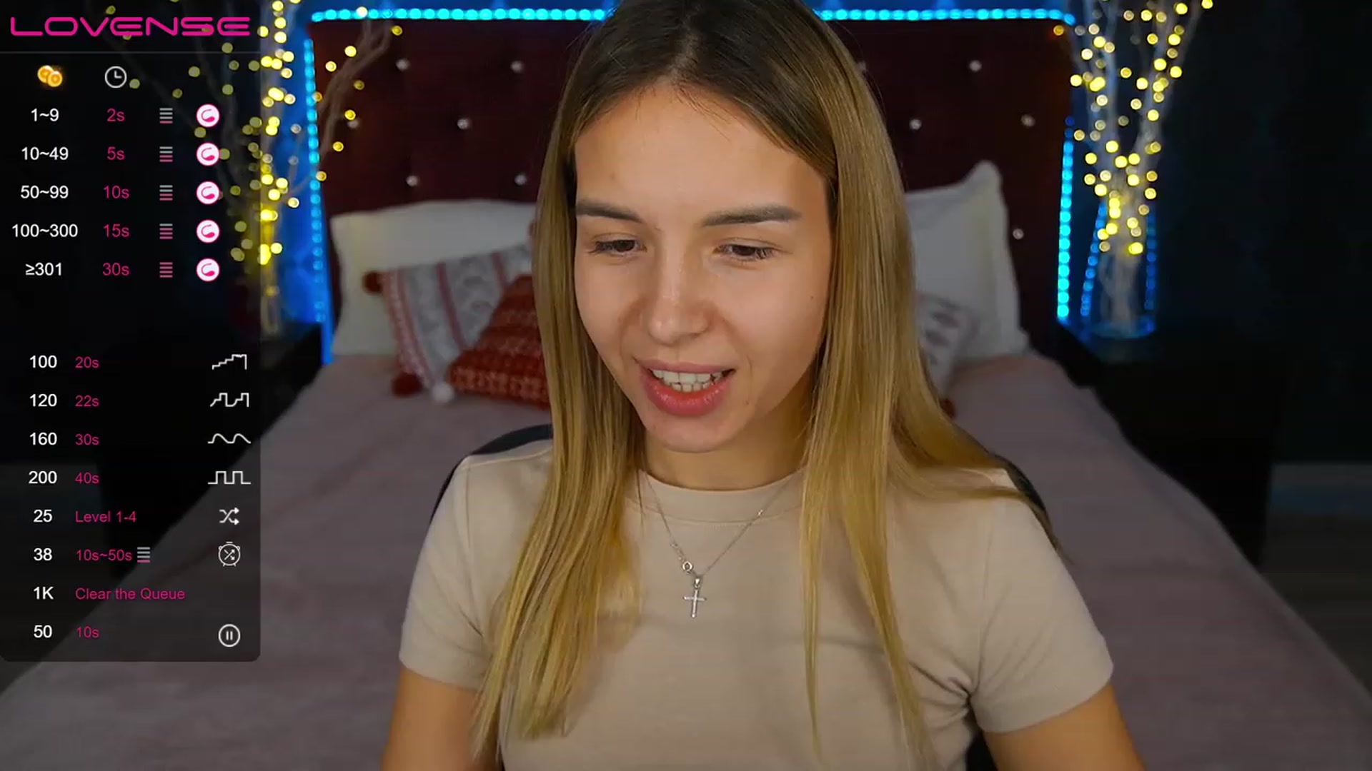 Gallery image thumbnail from LexaIce's myfreecams stream on, 02/10/2023, 11:29 image 10 of 20