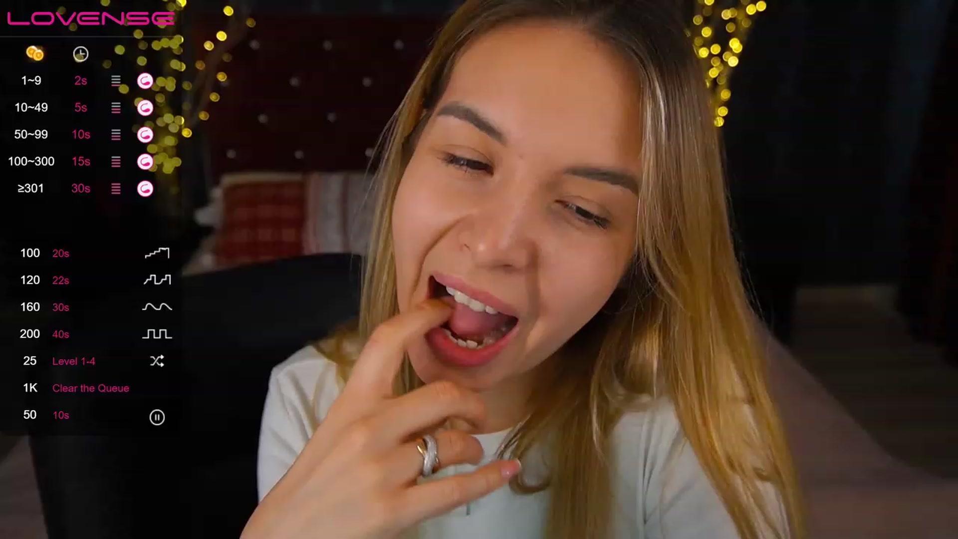 Gallery image thumbnail from LexaIce's myfreecams stream on, 02/13/2023, 10:15 image 3 of 20