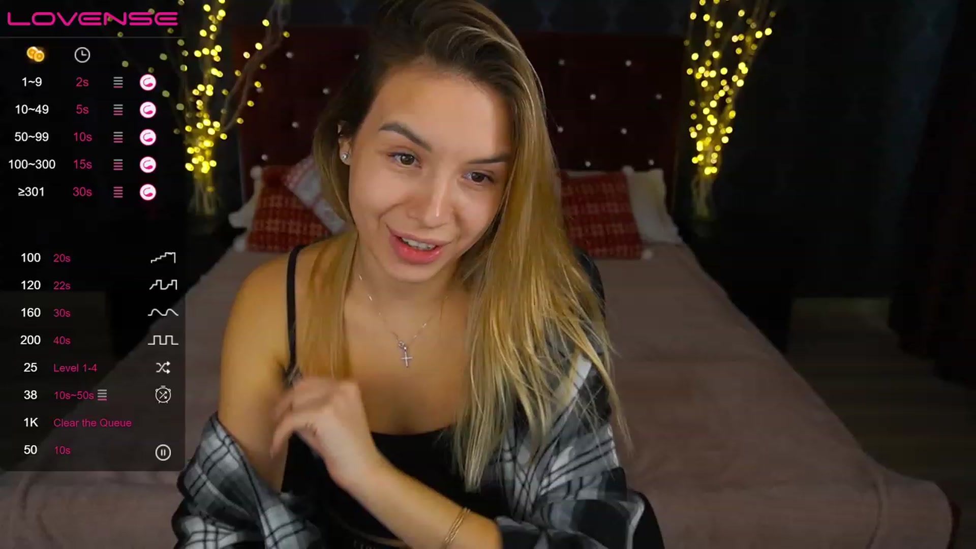 Gallery image thumbnail from LexaIce's myfreecams stream on, 02/14/2023, 10:13 image 3 of 20