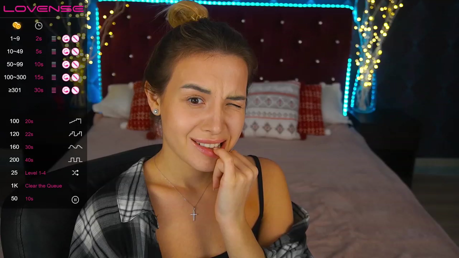 Gallery image thumbnail from LexaIce's myfreecams stream on, 02/17/2023, 13:29 image 18 of 20