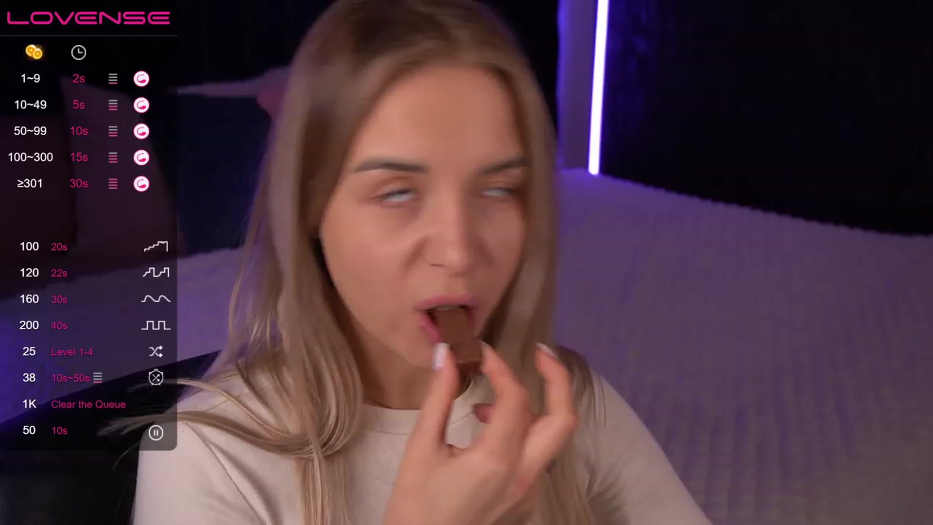 Gallery image thumbnail from LexaIce's myfreecams stream on, 02/27/2023, 12:01 image 9 of 20
