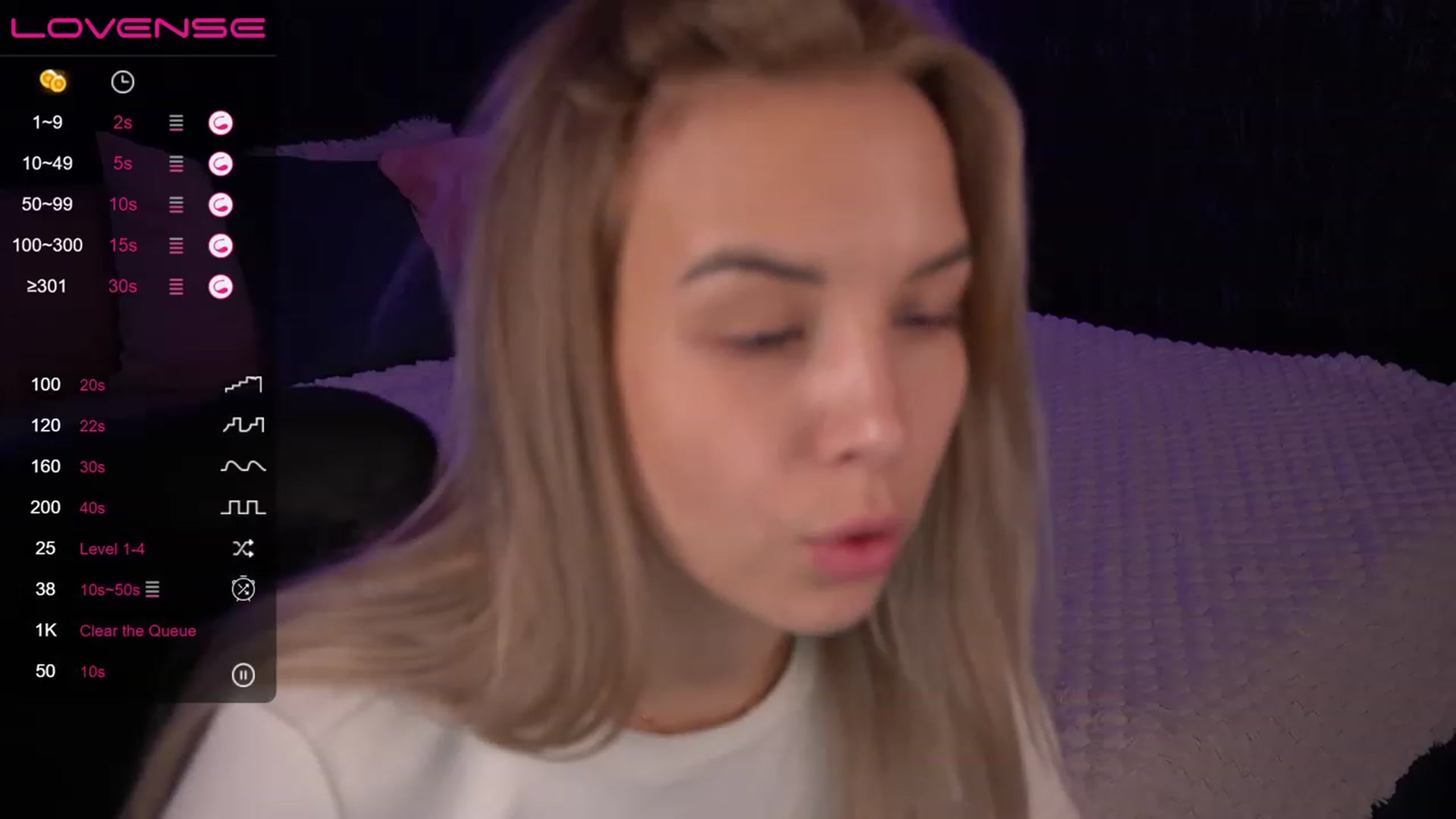Gallery image thumbnail from LexaIce's myfreecams stream on, 02/27/2023, 12:01 image 17 of 20