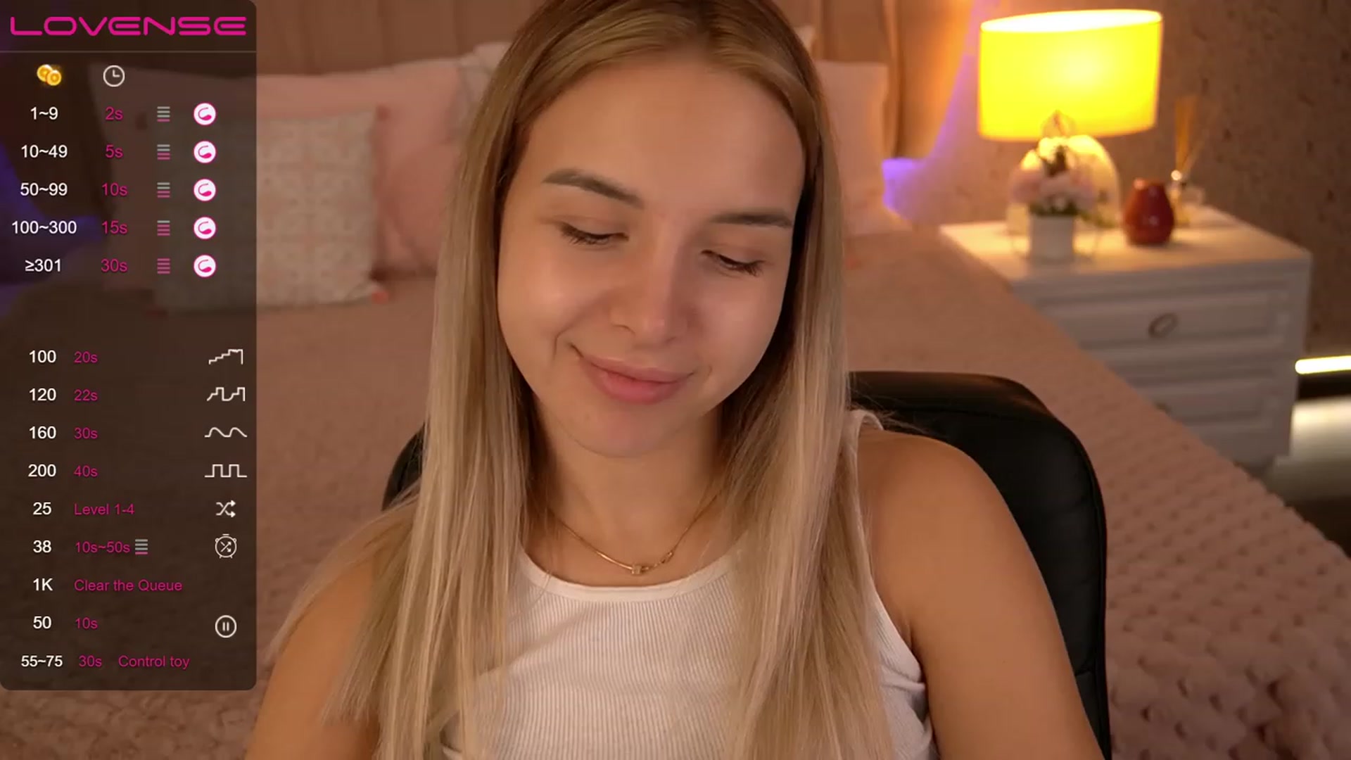 Gallery image thumbnail from LexaIce's myfreecams stream on, 03/01/2023, 13:37 image 18 of 20