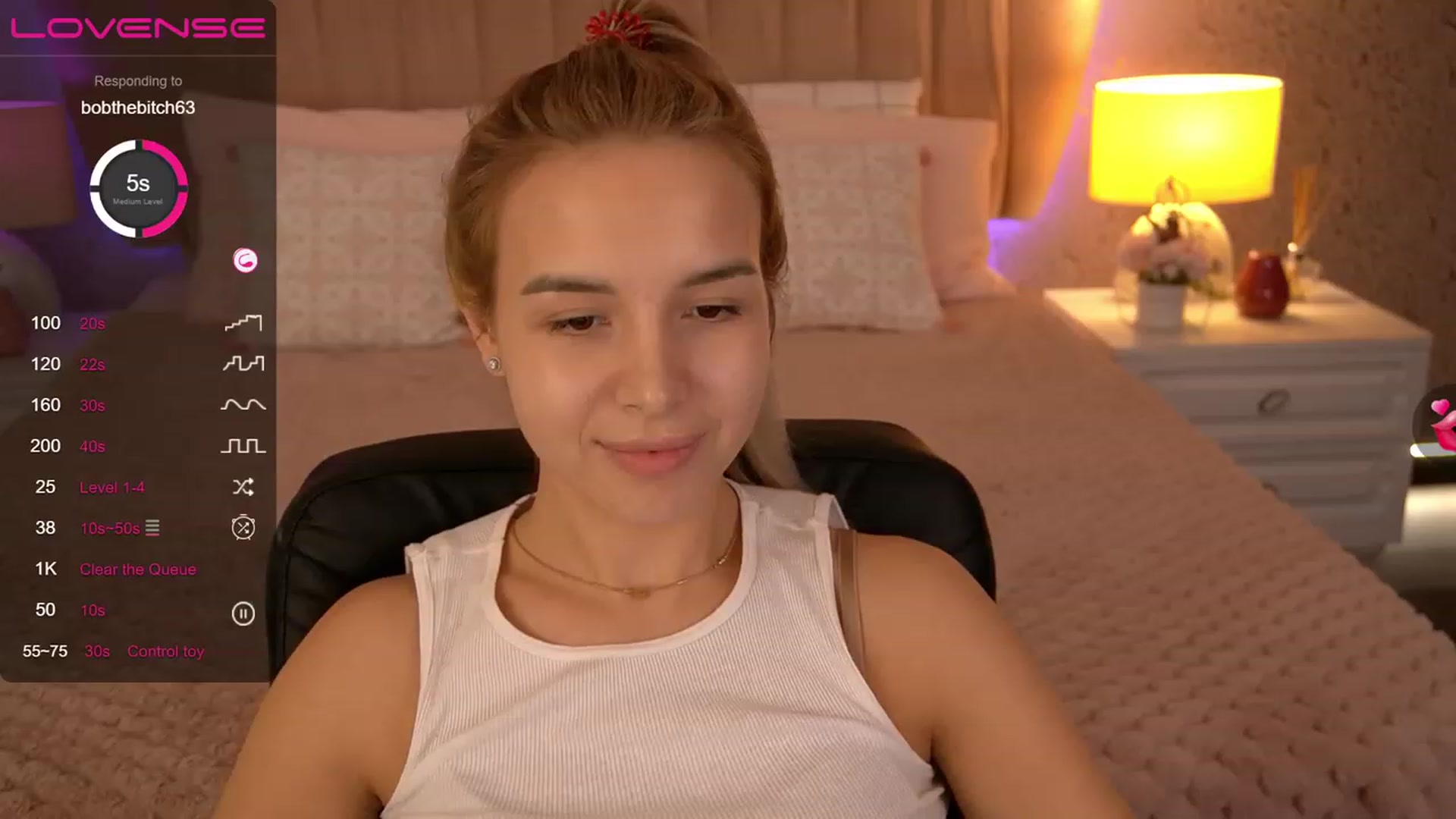 Gallery image thumbnail from LexaIce's myfreecams stream on, 03/01/2023, 15:13 image 18 of 20