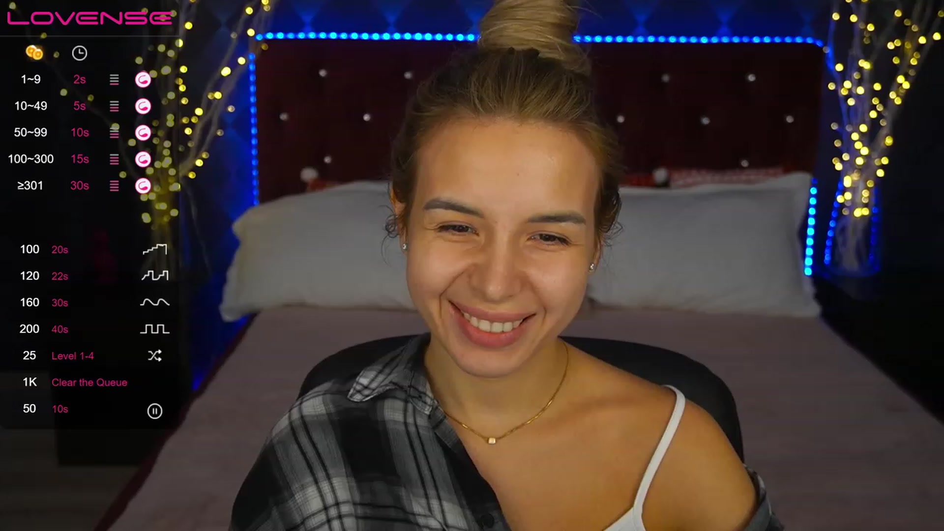 Gallery image thumbnail from LexaIce's myfreecams stream on, 03/02/2023, 14:04 image 14 of 20