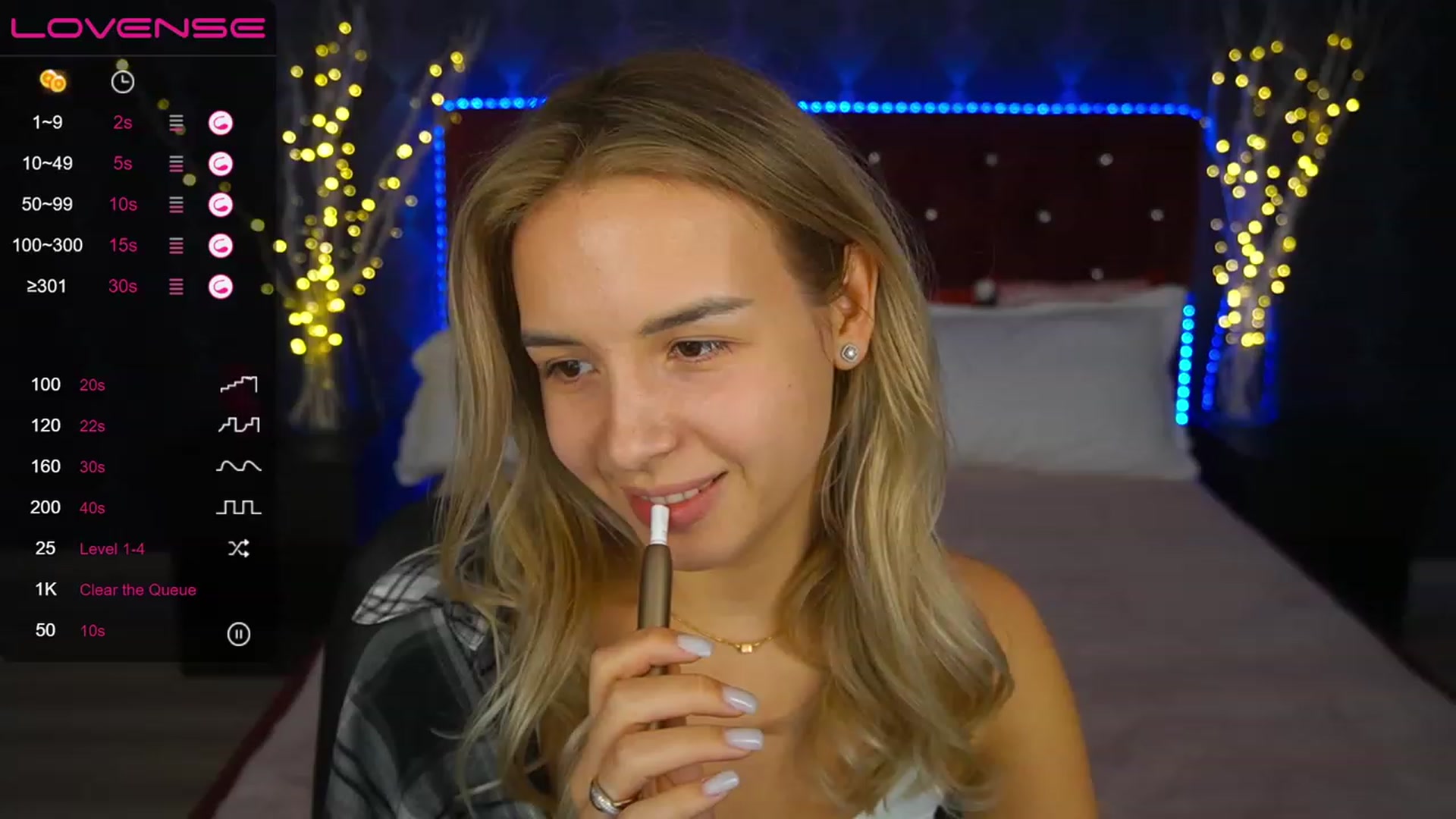 Gallery image thumbnail from LexaIce's myfreecams stream on, 03/02/2023, 14:04 image 2 of 20