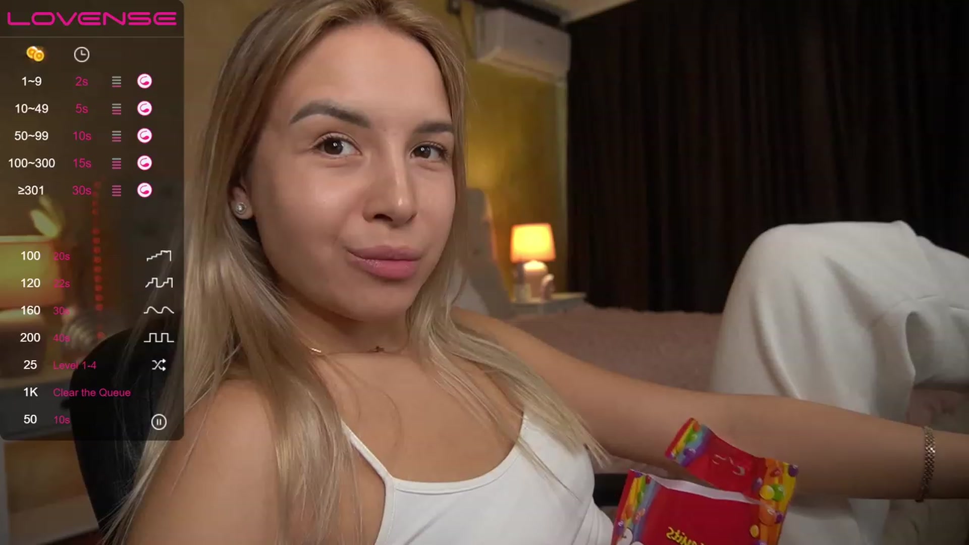 Gallery image thumbnail from LexaIce's myfreecams stream on, 03/04/2023, 11:57 image 3 of 20