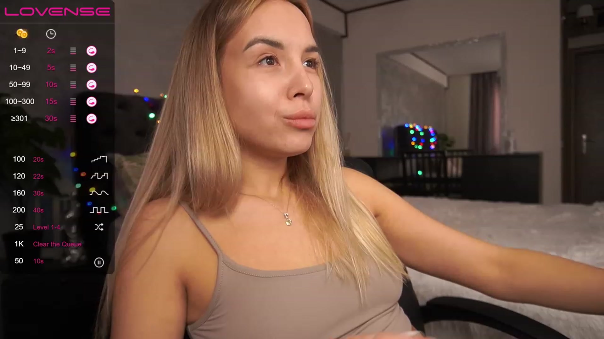 Gallery image thumbnail from LexaIce's myfreecams stream on, 03/07/2023, 10:28 image 17 of 20