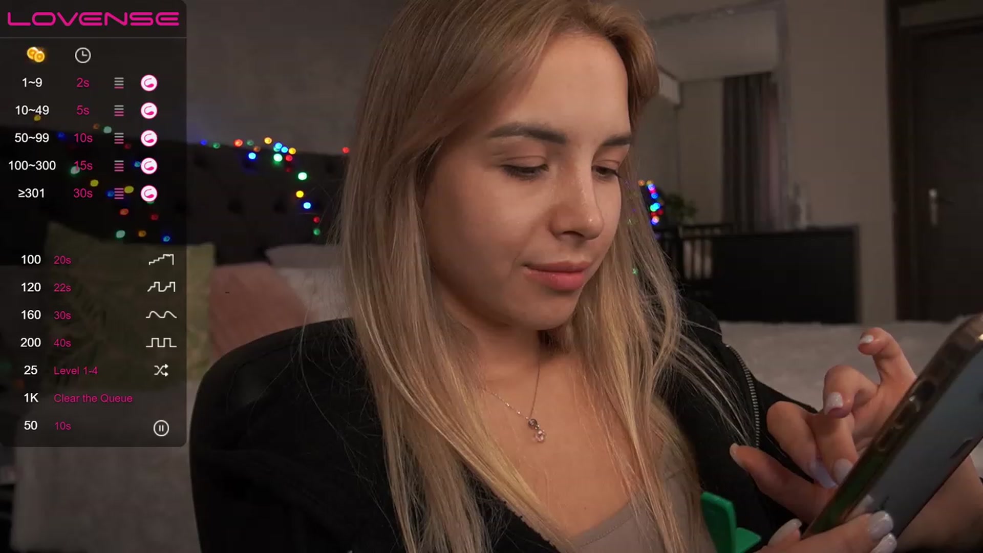 Gallery image thumbnail from LexaIce's myfreecams stream on, 03/07/2023, 14:02 image 15 of 20