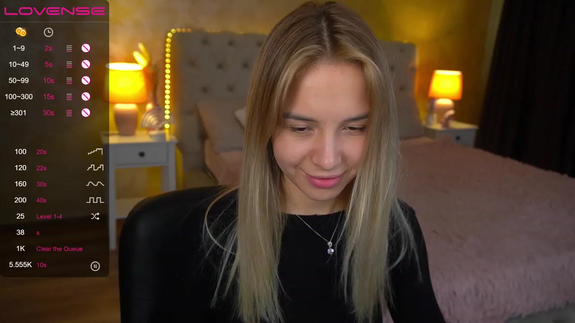 Gallery image thumbnail from LexaIce's myfreecams stream on, 03/08/2023, 12:37 image 8 of 20