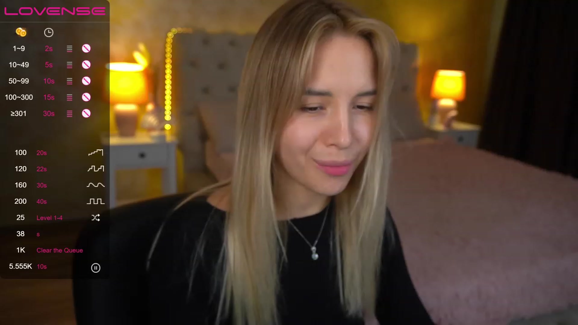 Gallery image thumbnail from LexaIce's myfreecams stream on, 03/08/2023, 12:37 image 10 of 20
