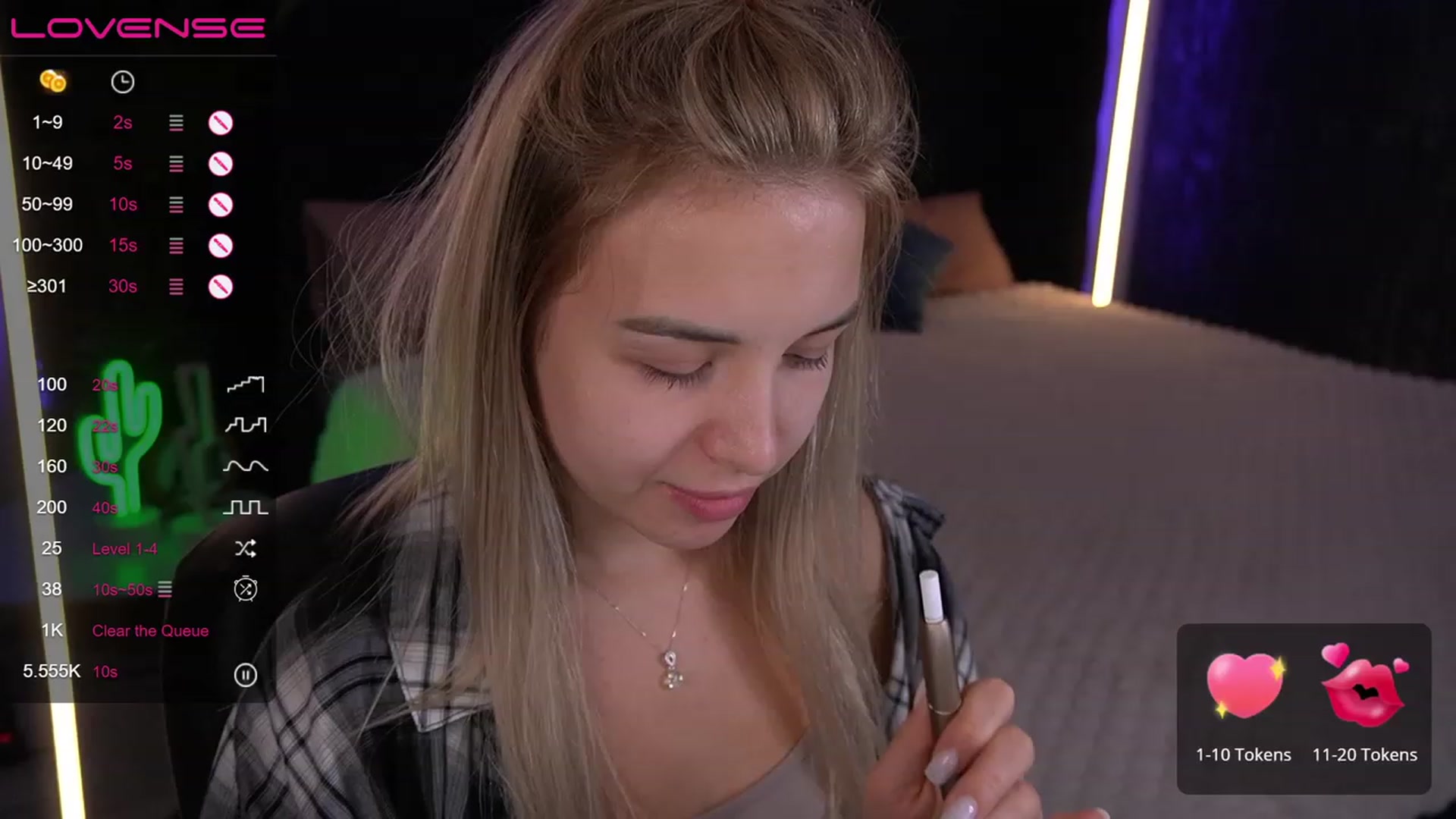 Gallery image thumbnail from LexaIce's myfreecams stream on, 03/09/2023, 13:14 image 19 of 20
