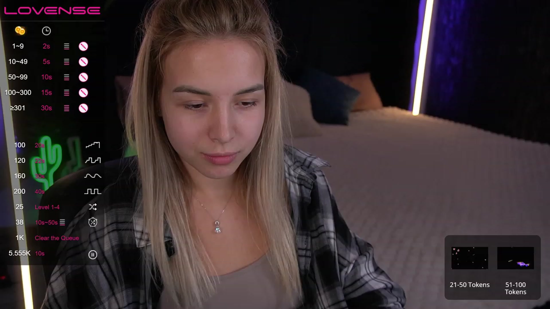 Gallery image thumbnail from LexaIce's myfreecams stream on, 03/09/2023, 13:14 image 18 of 20