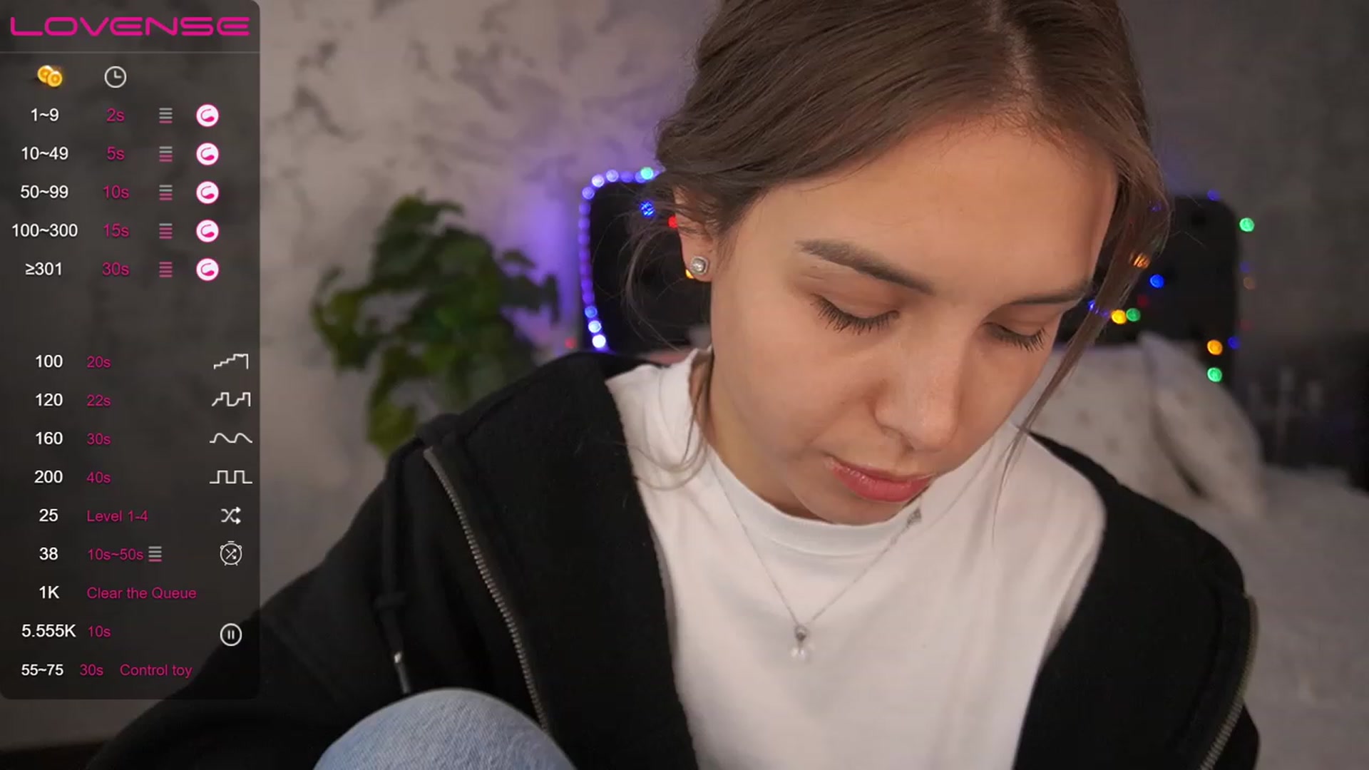 Gallery image thumbnail from LexaIce's myfreecams stream on, 03/16/2023, 11:37 image 14 of 20