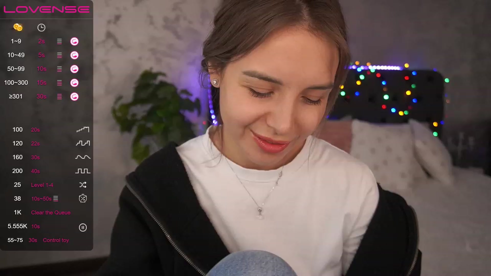 Gallery image thumbnail from LexaIce's myfreecams stream on, 03/16/2023, 11:37 image 18 of 20