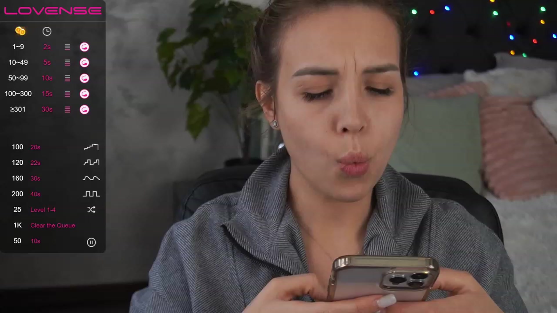 Gallery image thumbnail from LexaIce's myfreecams stream on, 04/11/2023, 13:00 image 7 of 20