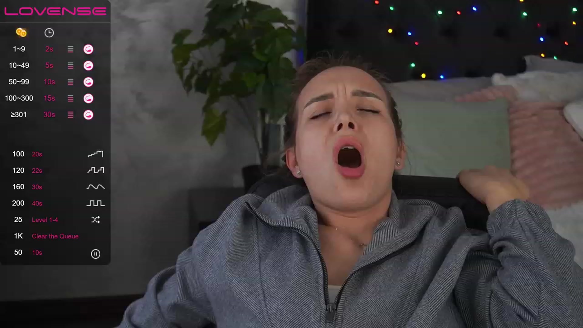Gallery image thumbnail from LexaIce's myfreecams stream on, 04/11/2023, 13:00 image 4 of 20