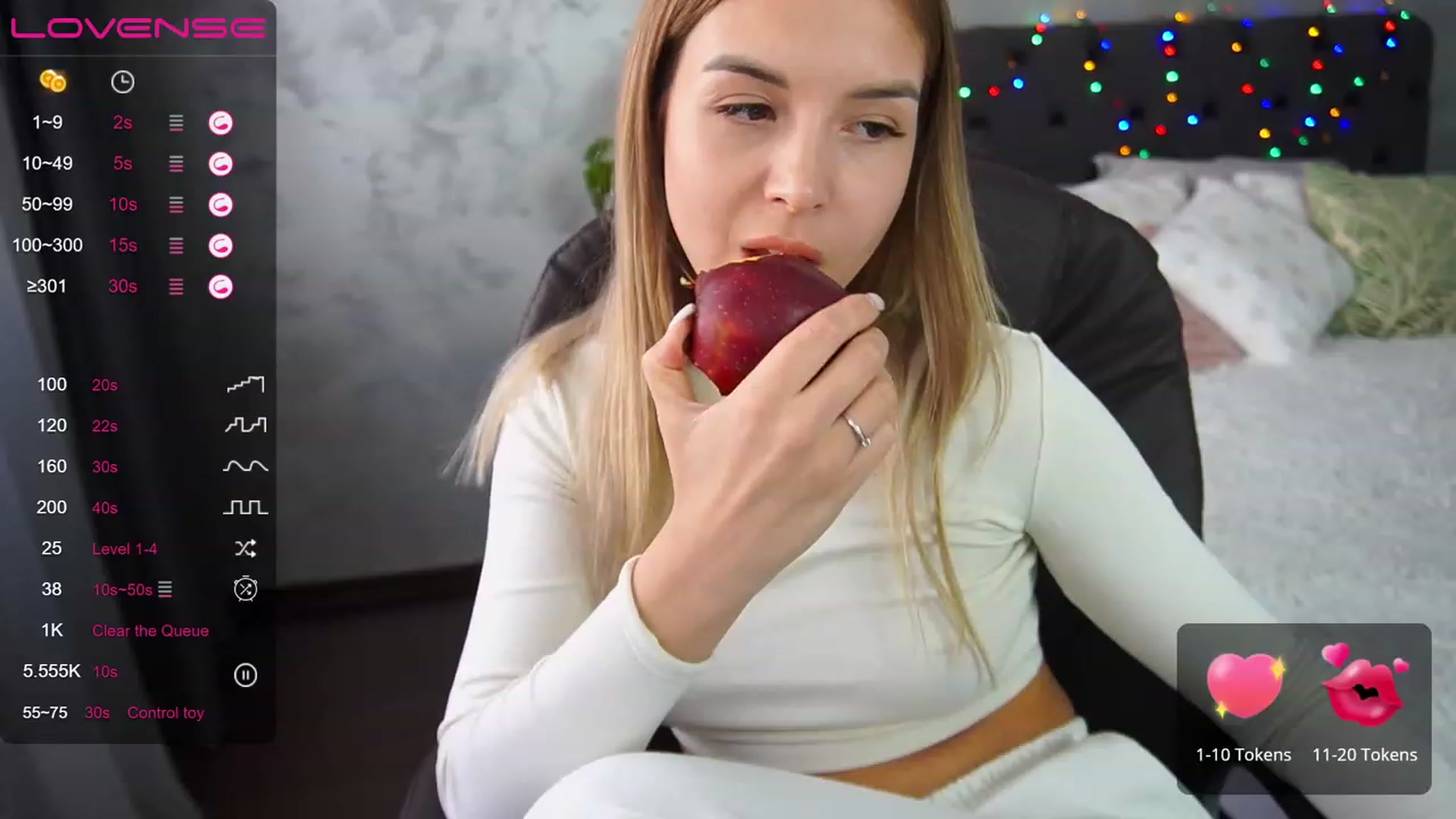 Gallery image thumbnail from LexaIce's myfreecams stream on, 04/13/2023, 09:01 image 12 of 20