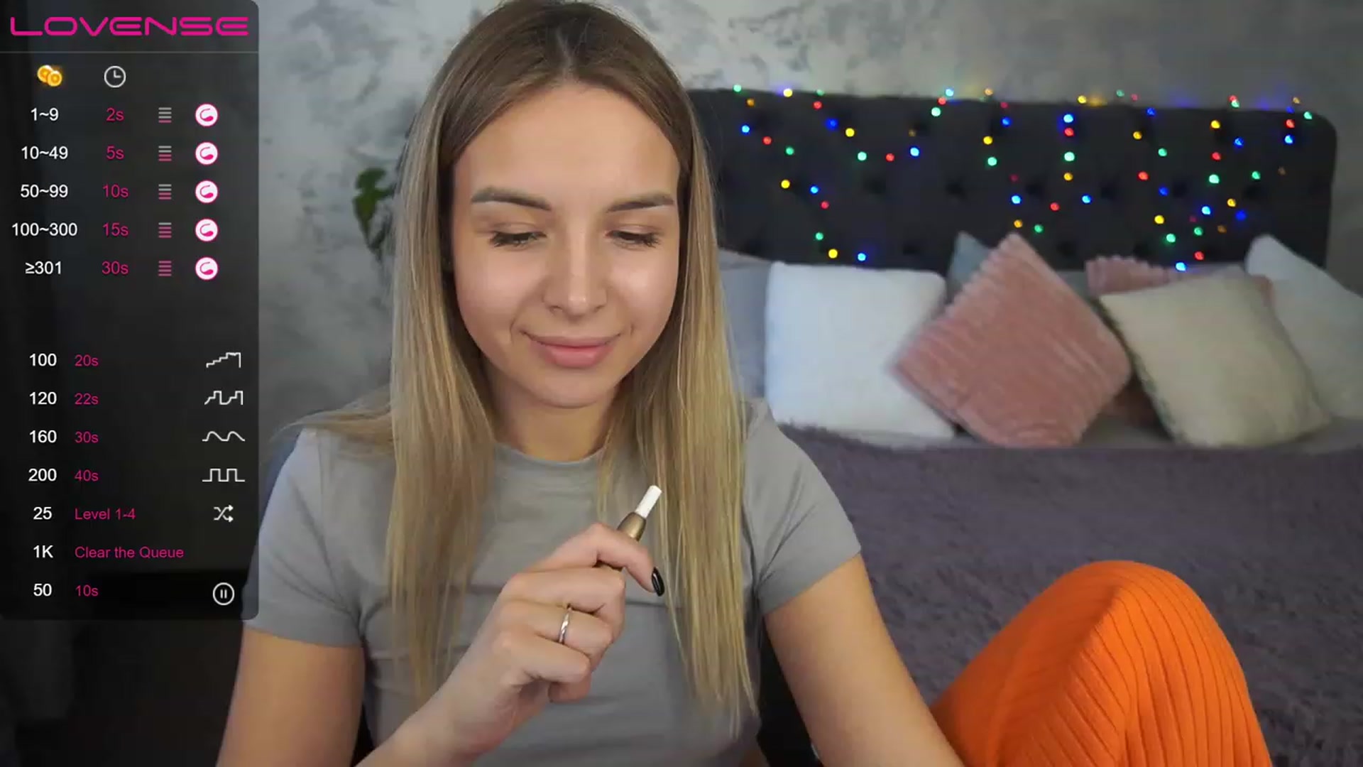 Gallery image thumbnail from LexaIce's myfreecams stream on, 04/18/2023, 09:28 image 8 of 20