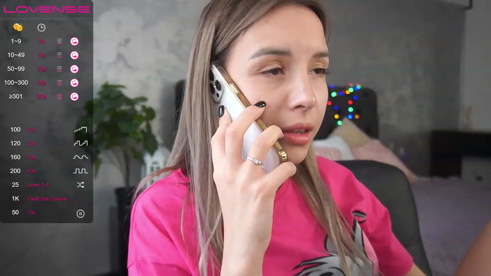 Gallery image thumbnail from LexaIce's myfreecams stream on, 04/25/2023, 10:43 image 4 of 20