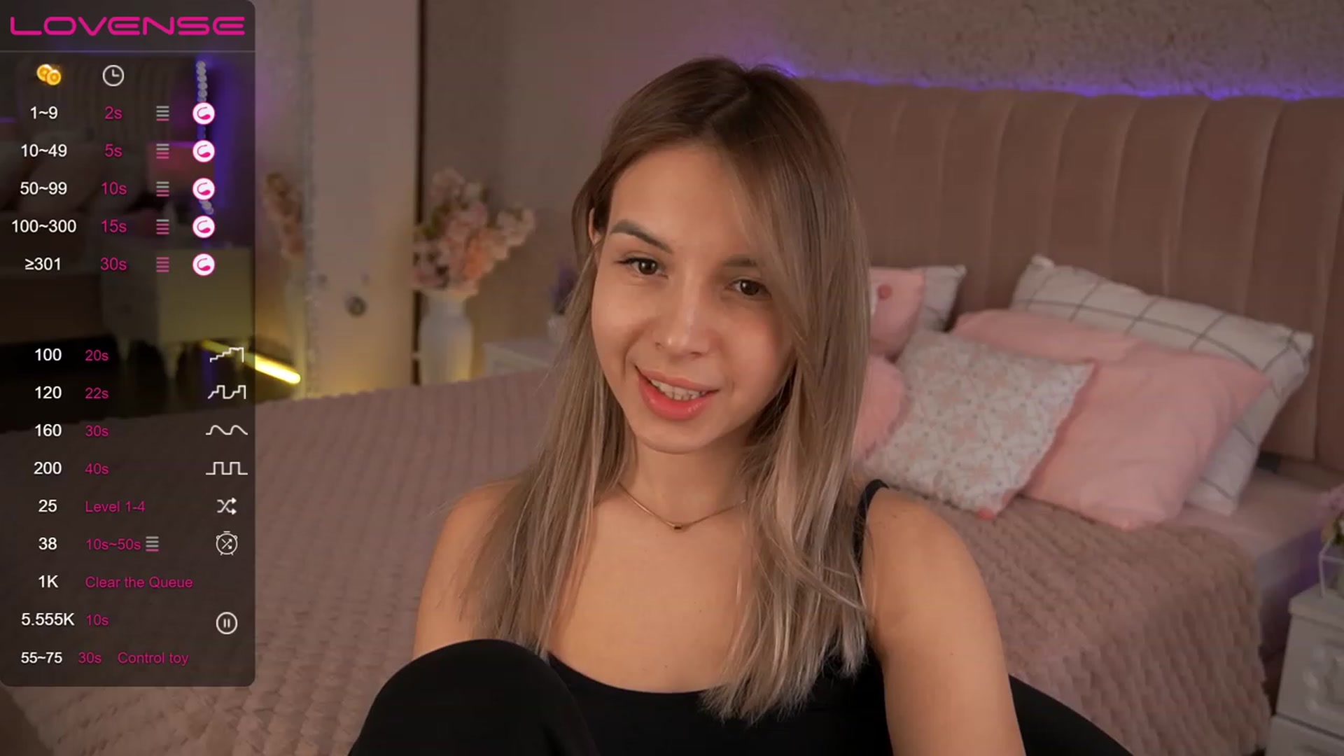 Gallery image thumbnail from LexaIce's myfreecams stream on, 05/02/2023, 10:50 image 18 of 20