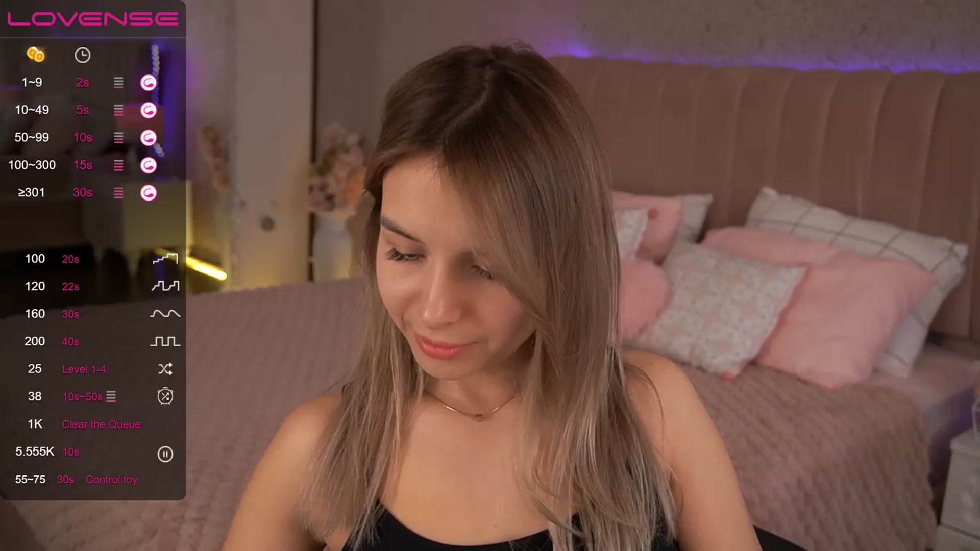 Gallery image thumbnail from LexaIce's myfreecams stream on, 05/02/2023, 10:50 image 16 of 20